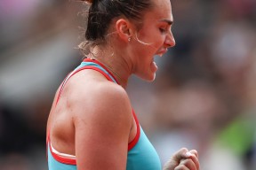 leyucom官网登录入口地址包含赛地聚焦：法国杯加时末段热度飙升，本菲卡迎来里程碑，媒体盛赞，资深球员宣示担当的词条