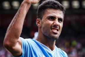 包含德甲赛前再迎强敌，曼城复出首秀，主帅态度：信心回归，球队文化再被提及的词条