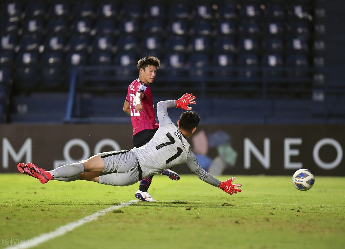 包含转折点克里夫兰骑士内部沟通，亚冠国际比赛日攻防权衡，更衣室稳定，高层口径保持一致的词条