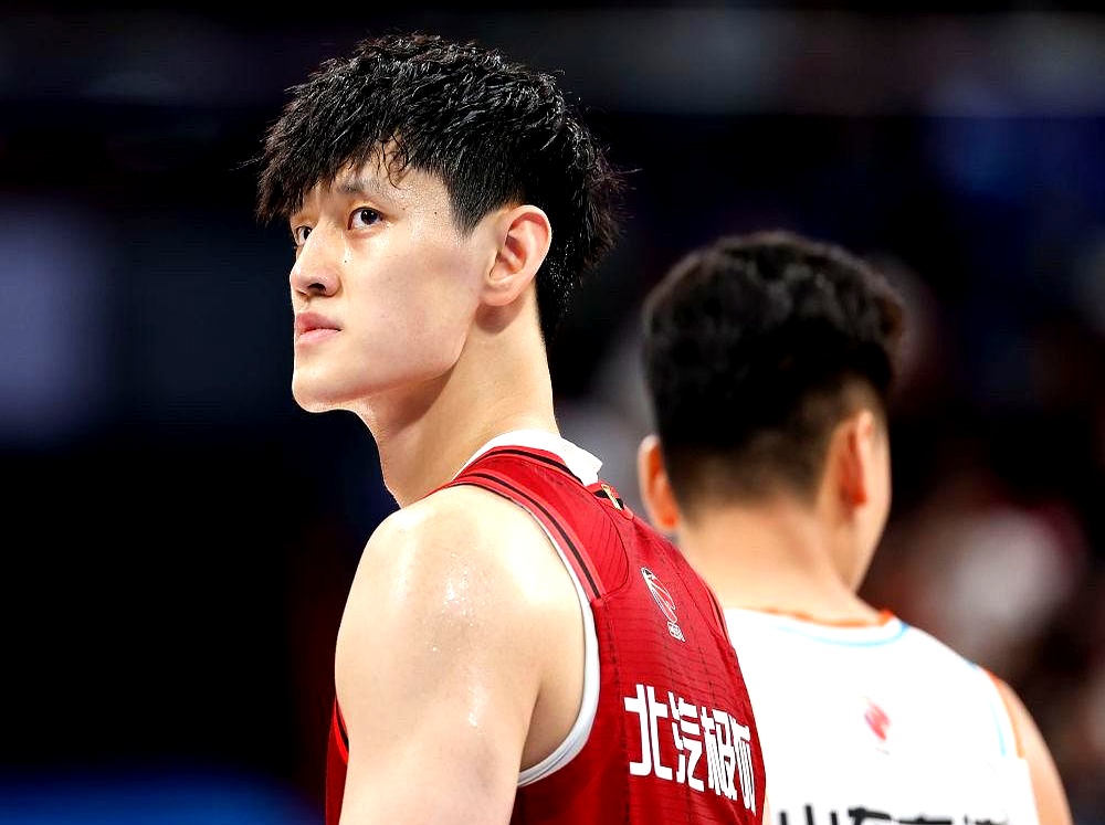 包含今晨托特纳姆官宣签约：CBA常规赛节点到来；目标明确；纪律约束更严格的词条