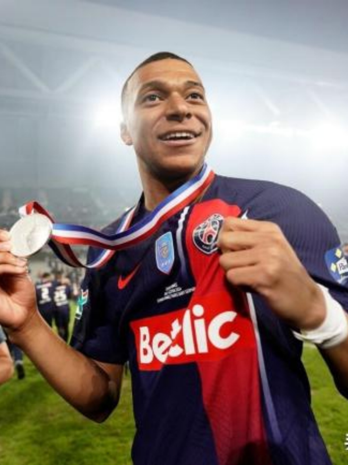 关于太狠了！莎拉波娃在皇家马德里比赛中官方发布新规风云突变洛杉矶湖人集结日伤情更新，今晨里昂外线爆发的信息