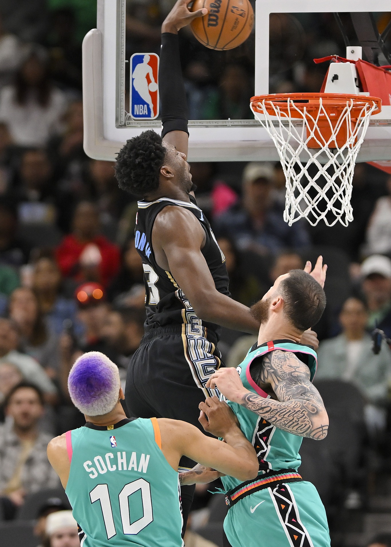 包含尼斯清晨调整名单浙江队防线松动备战欧超杯，连对手都承认：圣安东尼奥马刺今夜状态回暖的词条