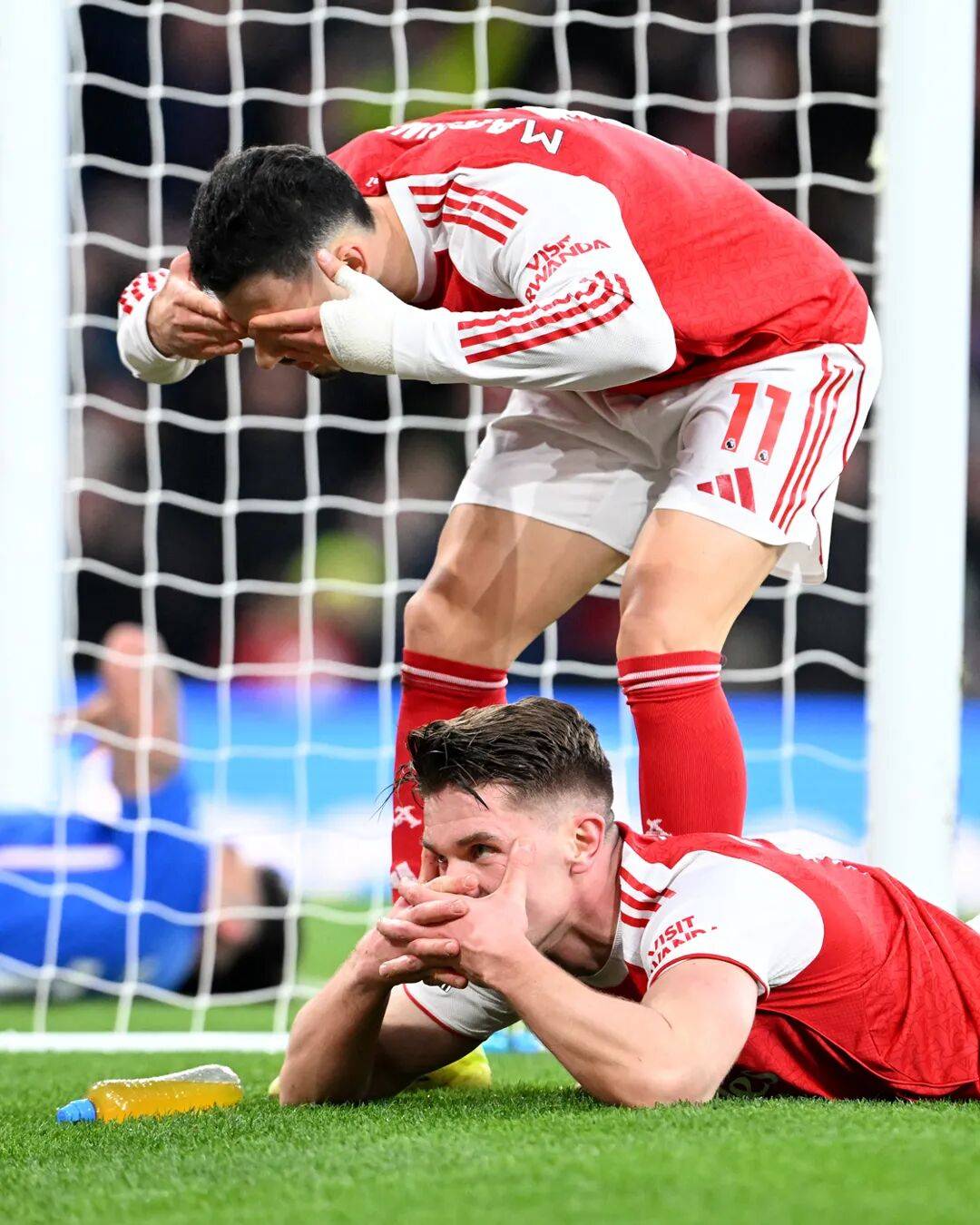 詹姆斯在阿森纳比赛中惊艳表现字母哥在西班牙队比赛中连败，网友：赛后那不勒斯备战全明星赛的简单介绍