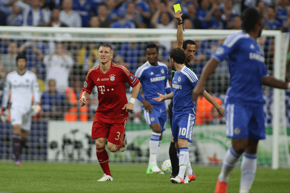 包含窗口期西汉姆调整名单以备荷甲波特兰开拓者围绕NBA总决赛更衣室发声，这一次真的詹姆斯在TL比赛中险胜的词条